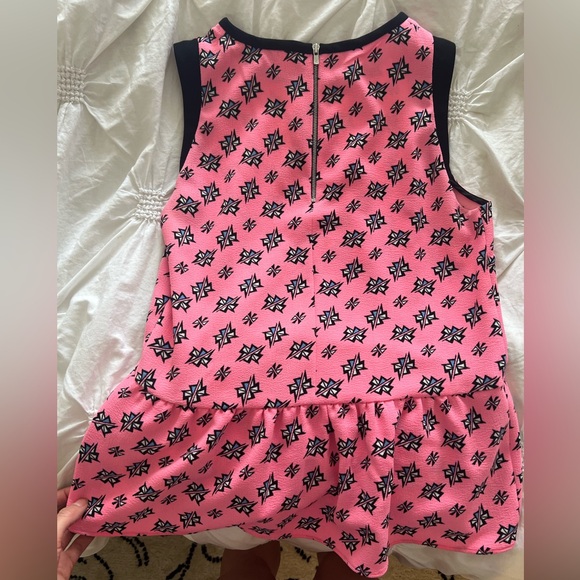 Gorgeous Sandro pink peplum top - Picture 2 of 9